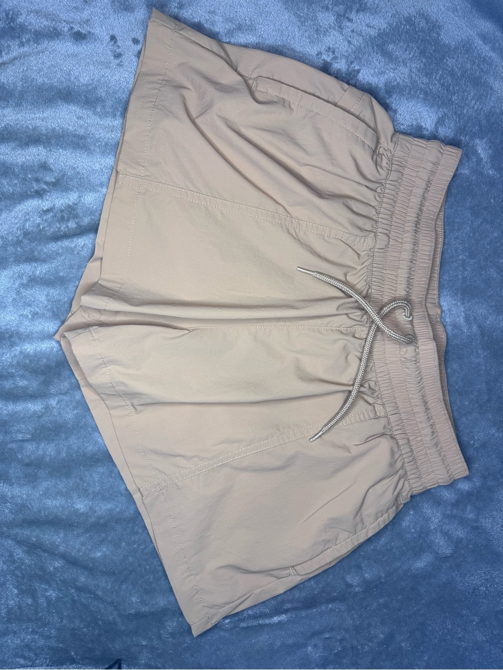 Columbia Beige Elastic Waist Athletic Shorts